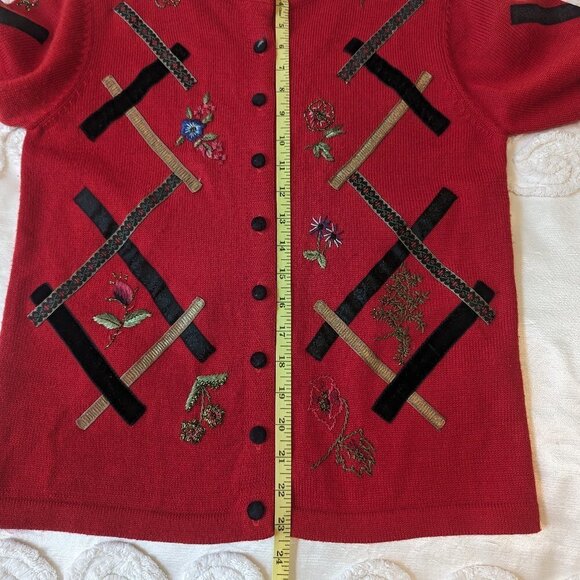 VINTAGE Susan Bristol Christmas cardigan EUC size Small floral and ribbons - Picture 6 of 10